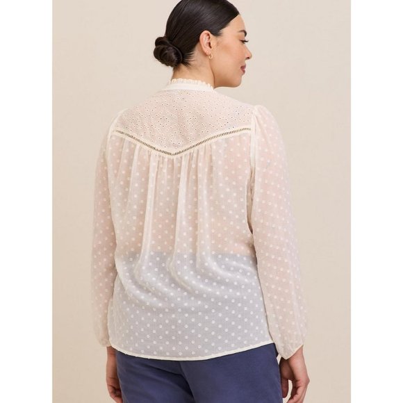 Torrid NWT 4X Semi-Sheer Long Sleeve Chiffon Clip Dot Contrasting Eyelet Blouse - Picture 2 of 4